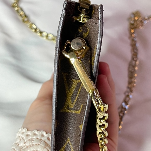 ✨🍒Authentic Pochette Bucket bag PM ✨🍒 - Picture 7 of 16